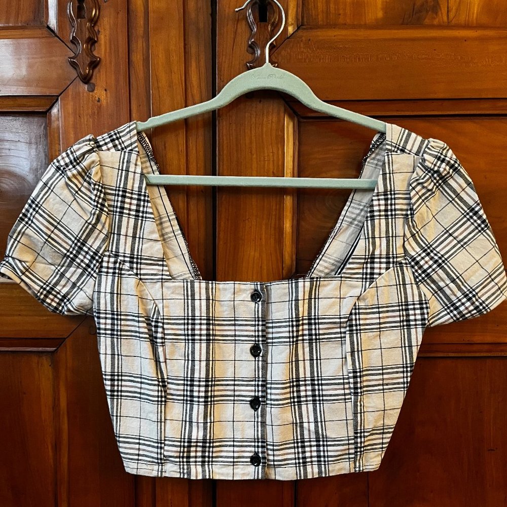 Urban Outfitters crop top